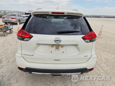 Zdjęcie 6 z 14 samochodu: 2017 NISSAN ROGUE SV VIN:JN8AT2MT4HW144739 - miniatura