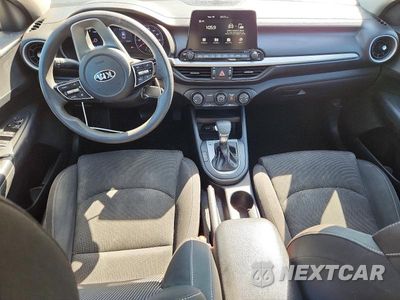 Zdjęcie 8 z 12 samochodu: 2020 KIA FORTE LXS VIN:3KPF24AD9LE152285 - miniatura