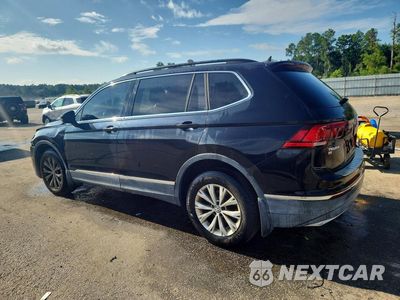 Drugie zdjęcie samochodu z przodu: 2018 VOLKSWAGEN TIGUAN SE VIN:3VV3B7AX0JM057231 - miniatura