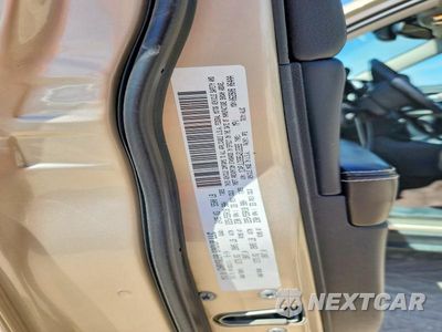 Zdjęcie 14 z 14 samochodu: 2014 JEEP CHEROKEE LIMITED VIN:1C4PJLDS9EW312265 - miniatura