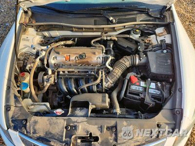 Zdjęcie 11 z 12 samochodu: 2010 HONDA ACCORD EXL VIN:1HGCP2F81AA163013 - miniatura