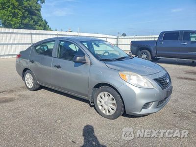 Czwarte zdjęcie samochodu z boku: 2012 NISSAN VERSA 1.6 S VIN:3N1CN7AP5CL836996 - miniatura