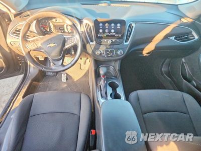 Zdjęcie 8 z 12 samochodu: 2021 CHEVROLET MALIBU RS VIN:1G1ZG5ST4MF034526 - miniatura