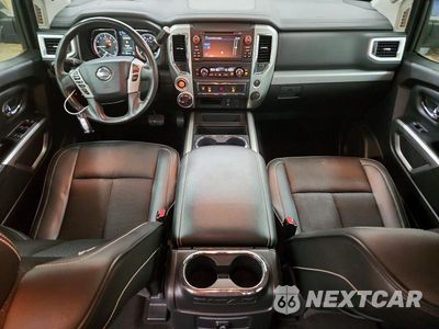 Zdjęcie 8 z 12 samochodu: 2017 NISSAN TITAN PRO-4X VIN:1N6AA1E53HN551675 - miniatura