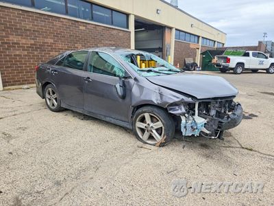 Czwarte zdjęcie samochodu z boku: 2014 TOYOTA CAMRY SE VIN:4T1BF1FK9EU746027 - miniatura