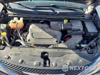 Zdjęcie 12 z 13 samochodu: 2017 CHRYSLER PACIFICA VIN:2C4RC1BG3HR592770 - miniatura