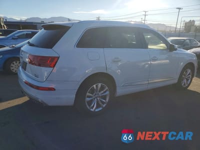 Trzecie zdjęcie samochodu z tyłu: 2018 AUDI Q7 PREMIUM VIN:WA1AAAF76JD012072 - miniatura