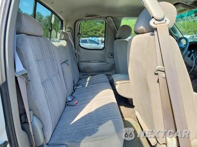 Zdjęcie 10 z 12 samochodu: 2001 TOYOTA TUNDRA SR5 VIN:5TBRT34191S142244 - miniatura