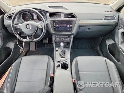 Zdjęcie 8 z 13 samochodu: 2018 VOLKSWAGEN TIGUAN SE VIN:3VV2B7AX3JM058885 - miniatura