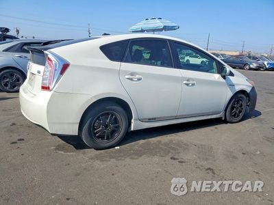 Trzecie zdjęcie samochodu z tyłu: 2014 TOYOTA PRIUS THREE VIN:JTDKN3DU3E1778755 - miniatura