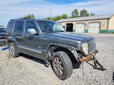Czwarte zdjęcie samochodu z boku: 2012 JEEP LIBERTY SPORT VIN:1C4PJMAK7CW197768 - miniatura