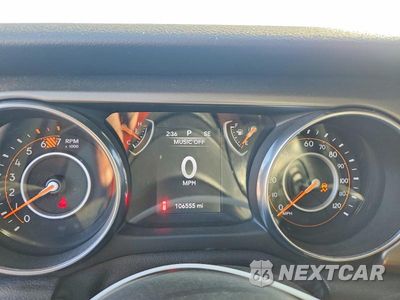 Zdjęcie 9 z 13 samochodu: 2018 JEEP WRANGLER UNLIMITED SPORT VIN:1C4HJXDN2JW232581 - miniatura