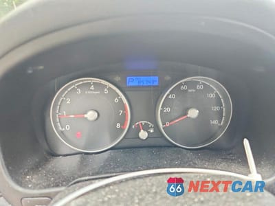 Zdjęcie 9 z 12 samochodu: 2010 HYUNDAI ACCENT GS VIN:KMHCM3ACXAU156435 - miniatura