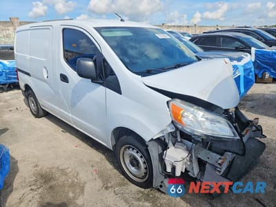 Czwarte zdjęcie samochodu z boku: 2015 NISSAN NV200 S VIN:3N6CM0KN6FK728169 - miniatura