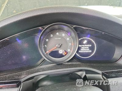 Zdjęcie 9 z 13 samochodu: 2021 PORSCHE CAYENNE VIN:WP1AA2AY9MDA05650 - miniatura