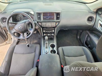Zdjęcie 8 z 13 samochodu: 2017 NISSAN PATHFINDER S VIN:5N1DR2MM2HC653516 - miniatura