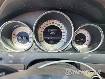 Zdjęcie 9 z 13 samochodu: 2013 MERCEDES-BENZ C 250 VIN:WDDGF4HB2DA803733 - miniatura
