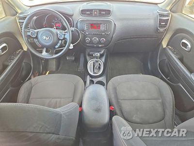 Zdjęcie 8 z 13 samochodu: 2014 KIA SOUL BASE VIN:KNDJN2A2XE7105080 - miniatura