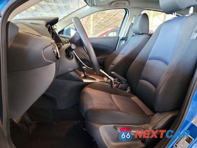 Zdjęcie 7 z 13 samochodu: 2019 TOYOTA YARIS LE VIN:3MYDLBYV8KY501409 - miniatura