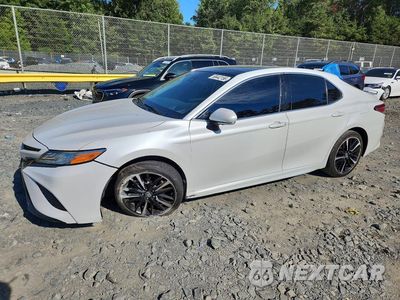 2020 TOYOTA CAMRY XSE V6 4T1KZ1AK9LU034466 - główne zdjęcie licytacji z USA - miniatura