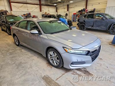 Czwarte zdjęcie samochodu z boku: 2018 HONDA ACCORD LX VIN:1HGCV1F15JA051866 - miniatura