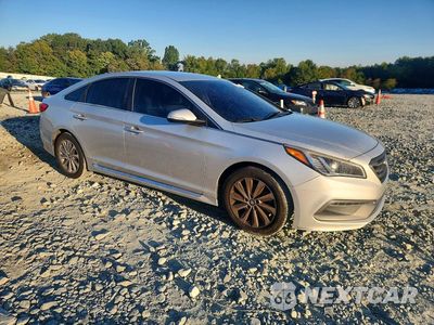 Czwarte zdjęcie samochodu z boku: 2015 HYUNDAI SONATA SPORT VIN:5NPE34AF9FH037065 - miniatura