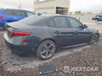 Trzecie zdjęcie samochodu z tyłu: 2018 ALFA ROMEO GIULIA Q4 VIN:ZARFAEDN3J7564511 - miniatura