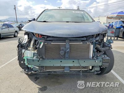 Piąte zdjęcie samochodu w środku: 2018 TOYOTA RAV4 XLE VIN:JTMWFREV4JJ752054 - miniatura