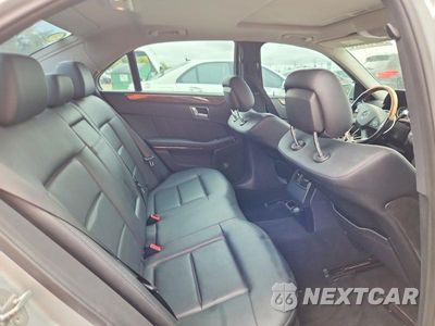 Zdjęcie 10 z 12 samochodu: 2010 MERCEDES-BENZ E 350 4MATIC VIN:WDDHF8HB4AA246427 - miniatura
