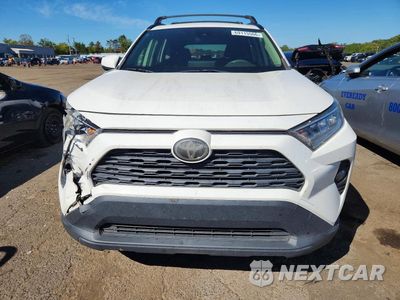 Piąte zdjęcie samochodu w środku: 2020 TOYOTA RAV4 XLE VIN:JTMP1RFVXLD054714 - miniatura