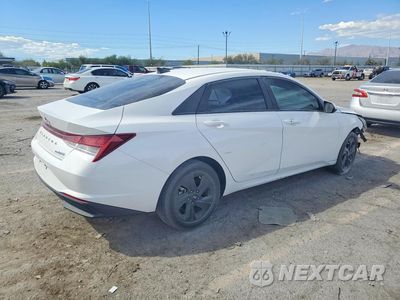 Trzecie zdjęcie samochodu z tyłu: 2023 HYUNDAI ELANTRA HYBRID BLUE VIN:KMHLM4AJXPU059555 - miniatura