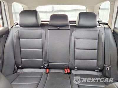 Zdjęcie 10 z 13 samochodu: 2014 VOLKSWAGEN JETTA S VIN:3VWPP7AJ5EM626879 - miniatura