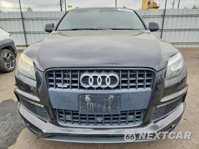 Piąte zdjęcie samochodu w środku: 2015 AUDI Q7 PRESTIGE VIN:WA1DGAFE2FD021319 - miniatura