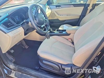 Zdjęcie 7 z 12 samochodu: 2019 HYUNDAI SONATA SE VIN:5NPE24AF8KH755882 - miniatura