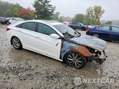 Czwarte zdjęcie samochodu z boku: 2012 HYUNDAI SONATA SE VIN:5NPEC4AC8CH417953 - miniatura