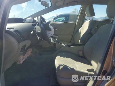 Zdjęcie 7 z 12 samochodu: 2011 TOYOTA PRIUS TWO VIN:JTDKN3DU0B1462984 - miniatura
