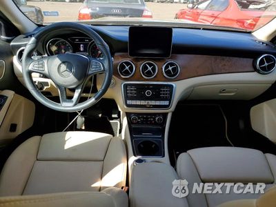 Zdjęcie 8 z 13 samochodu: 2019 MERCEDES-BENZ GLA 250 4MATIC VIN:WDCTG4GBXKJ609658 - miniatura