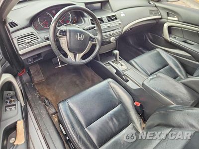 Zdjęcie 8 z 12 samochodu: 2012 HONDA ACCORD EXL VIN:1HGCS2B81CA003818 - miniatura