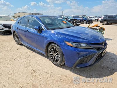 Czwarte zdjęcie samochodu z boku: 2023 TOYOTA CAMRY SE VIN:4T1G11AK1PU103749 - miniatura