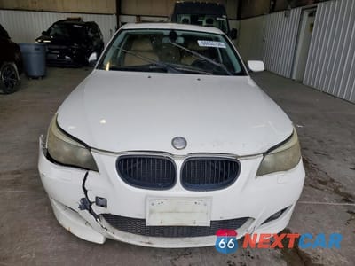 Piąte zdjęcie samochodu w środku: 2010 BMW 5 SERIES I VIN:WBANW1C54AC164625 - miniatura