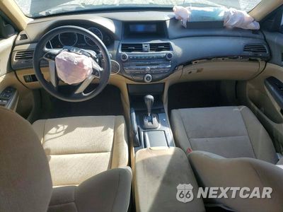 Zdjęcie 8 z 12 samochodu: 2010 HONDA ACCORD LXP VIN:1HGCP2F47AA151932 - miniatura