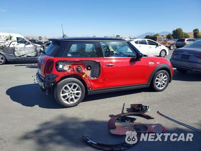 Trzecie zdjęcie samochodu z tyłu: 2021 MINI COOPER SE VIN:WMWXP3C05M2N34089 - miniatura