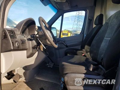 Zdjęcie 7 z 13 samochodu: 2018 MERCEDES BENZ SPRINTER 2500 DELIVERY VAN VIN:WD3PE7CD6JP637680 - miniatura