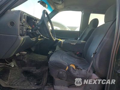 Zdjęcie 7 z 12 samochodu: 2002 CHEVROLET SILVERADO C1500 VIN:2GCEC19T521363417 - miniatura