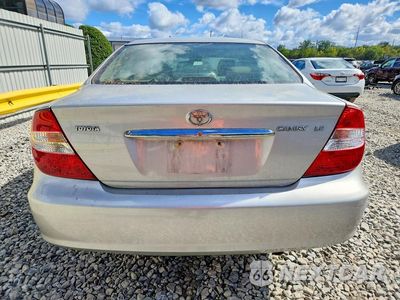 Zdjęcie 6 z 12 samochodu: 2004 TOYOTA CAMRY LE VIN:4T1BE32K54U874557 - miniatura