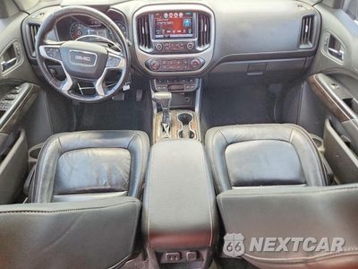 Zdjęcie 8 z 12 samochodu: 2017 GMC CANYON SLT VIN:1GTG5DEN9H1268160 - miniatura