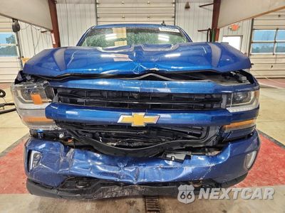 Piąte zdjęcie samochodu w środku: 2018 CHEVROLET SILVERADO K1500 LT VIN:2GCVKREC2J1112876 - miniatura