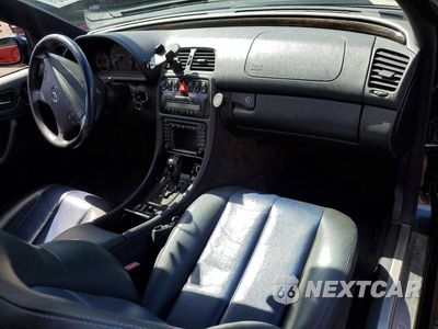 Zdjęcie 8 z 12 samochodu: 2002 MERCEDES-BENZ CLK 55 AMG VIN:WDBLJ74G62T103384 - miniatura