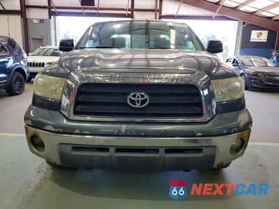 Piąte zdjęcie samochodu w środku: 2007 TOYOTA TUNDRA SR5 VIN:5TBBT54127S456565 - miniatura