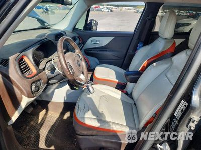 Zdjęcie 7 z 13 samochodu: 2015 JEEP RENEGADE LIMITED VIN:ZACCJADT5FPB81250 - miniatura